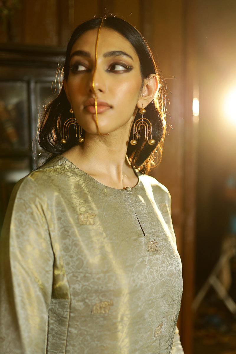 Cream Cotton Woven Kurta With Cotton Bottom