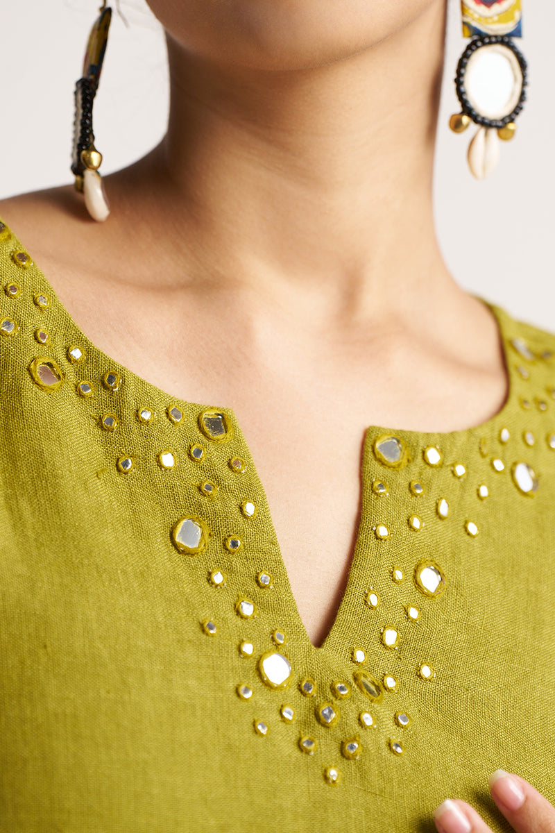 Cream Woven Cotton Linen Kurta With Cotton Bottom