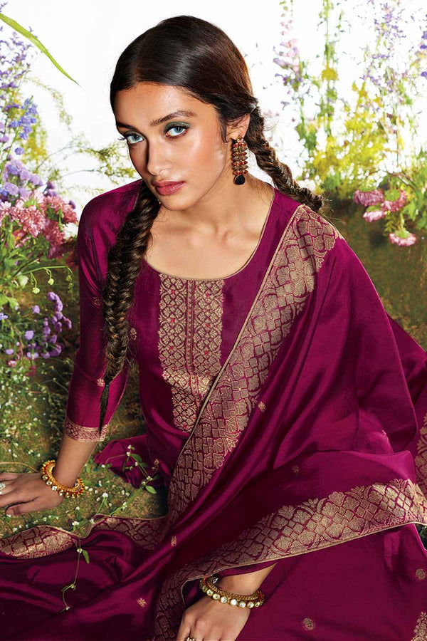 Magenta Russian Silk Jacquard Kurta with Russian Silk Jacquard Dupatta