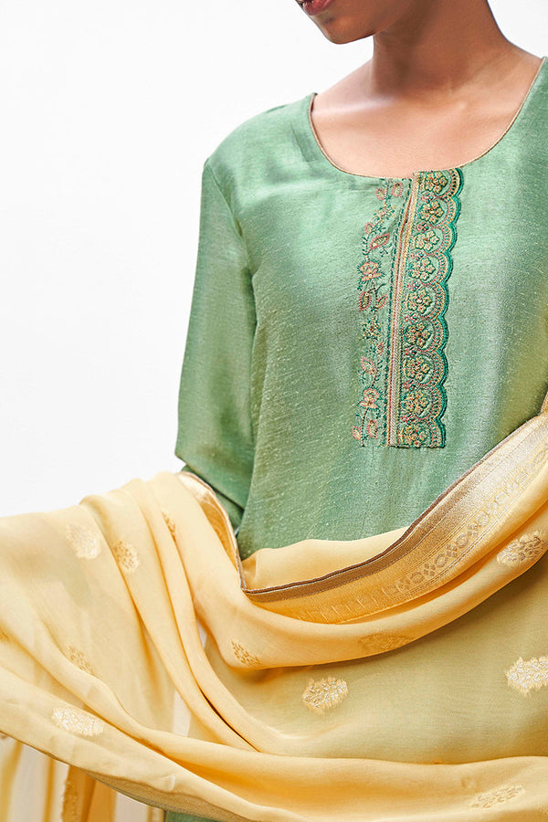 Pista Green Bemberg Moonga Silk Embroidered Top With Organza Jacquard Dupatta