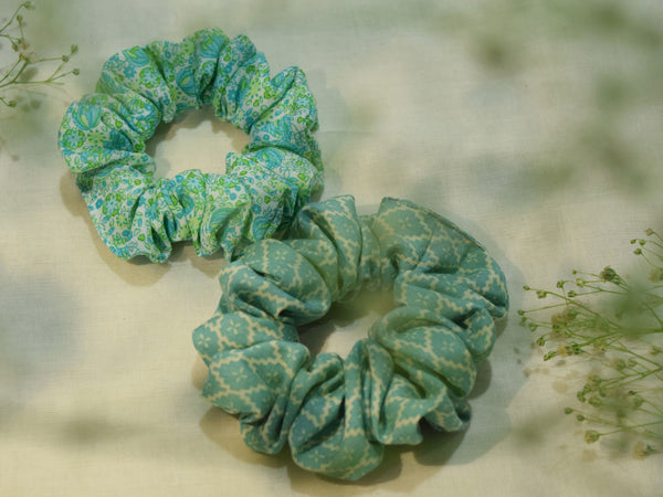Set of 2- Printed Cotton Scrunchies in Shades Of Green
